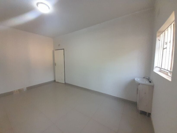 3-bedroom-house-for-rent-in-sunningdale-big-4