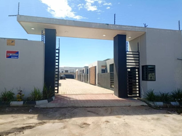 3-bedroom-flats-for-rent-in-state-lodge-big-8