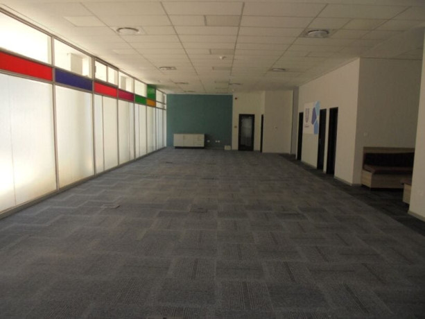 office-space-for-rent-in-rhodespark-big-2