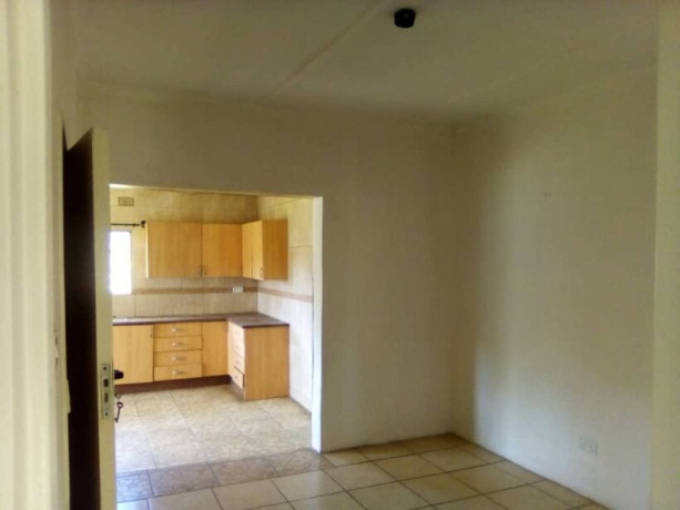 3-bedroom-house-for-rent-in-ibex-hill-big-6