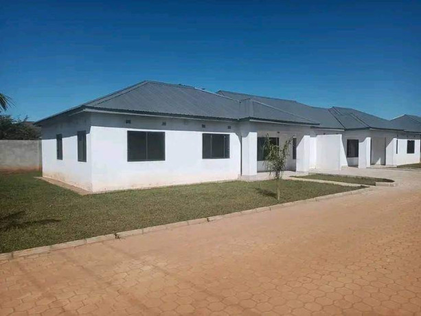 3-bedroom-house-for-rent-in-makeni-konga-big-1