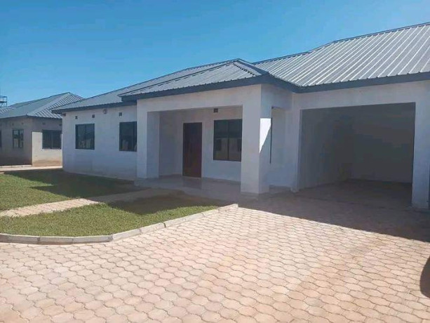 3-bedroom-house-for-rent-in-makeni-konga-big-2