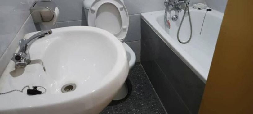 2-bedroom-flat-for-rent-in-kabulonga-big-4