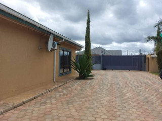 3-bedroom-house-for-rent-in-new-kasama