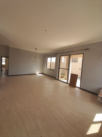 3-bedroom-house-for-rent-in-roma-park-big-6