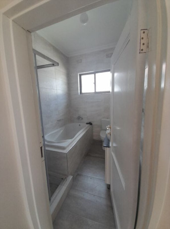 3-bedroom-house-for-rent-in-roma-park-big-7