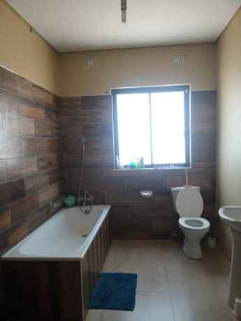 3-bedroom-house-for-rent-in-makeni-konga-big-1