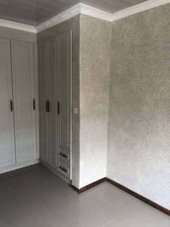 3-bedroom-flat-for-rent-in-chalala-big-4