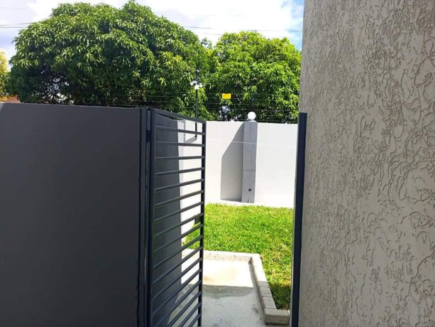 2-bedroom-flat-for-rent-in-ibex-hill-big-2