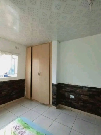 3-bedroom-flat-for-rent-in-makeni-buckley-big-6