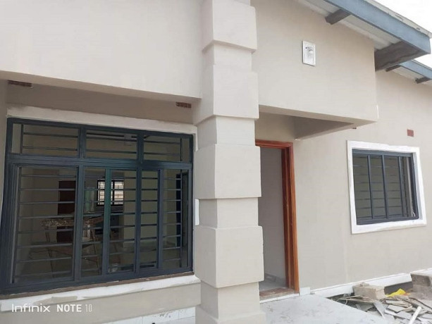 2-bedroom-flat-for-rent-in-lilayi-estates-big-3