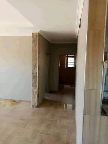 2-bedroom-flat-for-rent-in-chalala-big-2