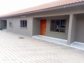 2-bedroom-flat-for-rent-in-chalala