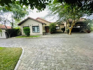 2-bedroom-fully-furnished-apartment-for-rent-in-roma