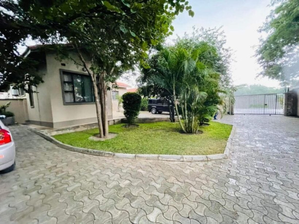 2-bedroom-fully-furnished-apartment-for-rent-in-roma-big-2