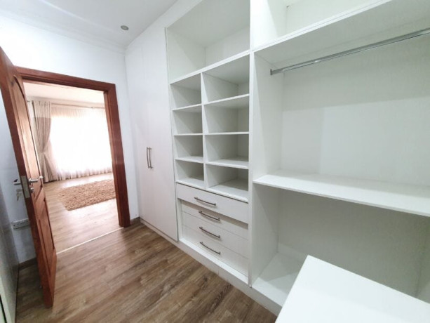 3-bedroom-apartment-for-rent-in-sunningdale-big-9