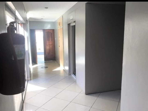 12-bedroom-commercial-property-for-rent-in-chudleigh-big-2