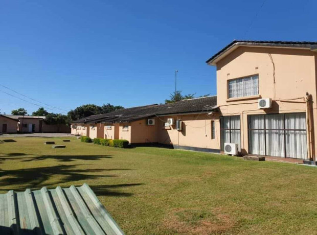 12-bedroom-commercial-property-for-rent-in-chudleigh-big-6