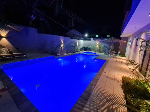 1-bedroomed-apartment-for-rent-in-rhodespark-big-2