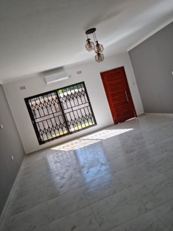 2-bedroom-apartment-for-rent-in-ibex-hill-big-7