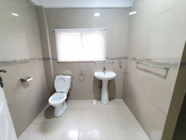 5-bedroom-house-for-rent-in-kalundu-big-5
