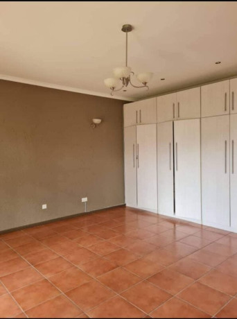 4-bedroom-house-for-rent-in-kabulonga-big-7