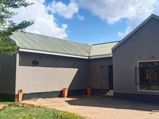 3-bedroom-house-for-rent-in-chalala