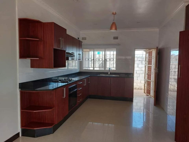 3-bedroom-flat-for-rent-in-libala-south-big-3