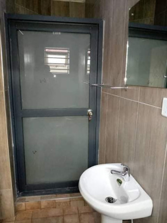 2-bedroom-flat-for-rent-in-ibex-hill-big-0