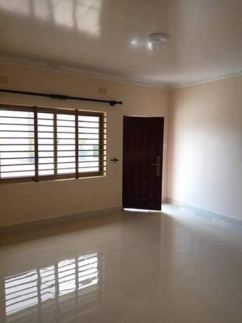 2-bedroom-flat-for-rent-in-ibex-hill-big-6