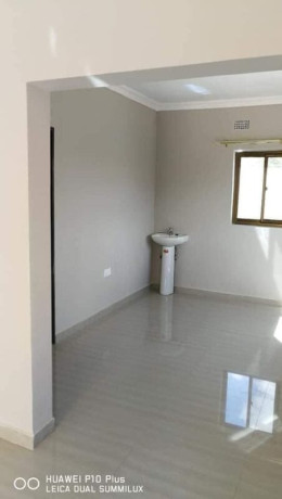 3-bedroom-house-for-rent-in-chalala-big-5