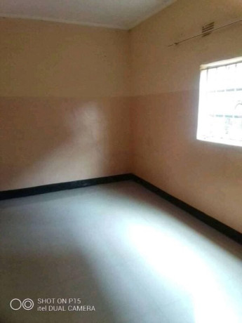 2-bedroom-flat-for-rent-in-kamwala-big-4