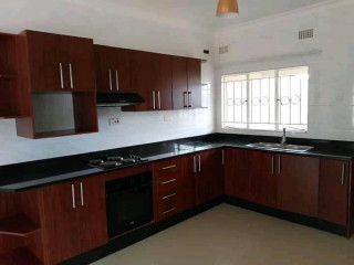 3-bedroom-flat-for-rent-in-lilayi