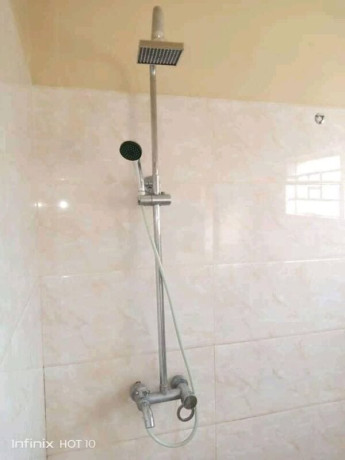 3-bedroom-flat-for-rent-in-chalala-big-4