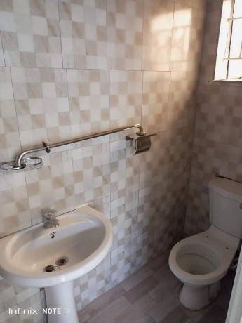 3-bedroom-flat-for-rent-in-chalala-big-3