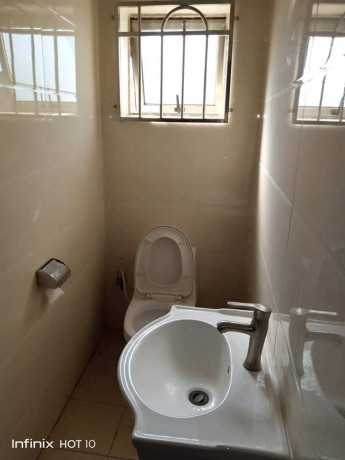 2-bedroom-flat-for-rent-in-chalala-big-6