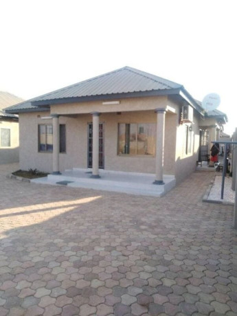 2-bedroom-flat-for-rent-in-makeni-east-big-0