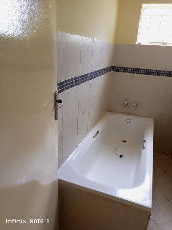 3-bedroom-flat-for-rent-in-chalala-big-3