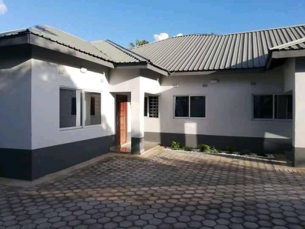 3-bedroom-flat-for-rent-in-chainama-big-0