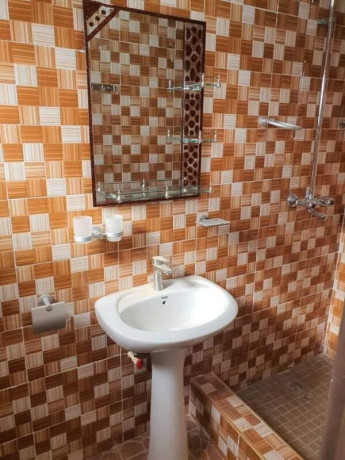 2-bedroom-flat-for-rent-big-2