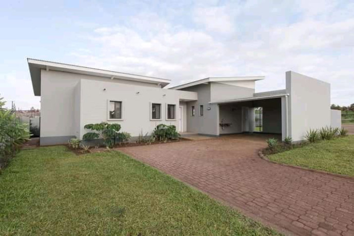 3-bedroom-house-for-rent-in-lilayi-big-1