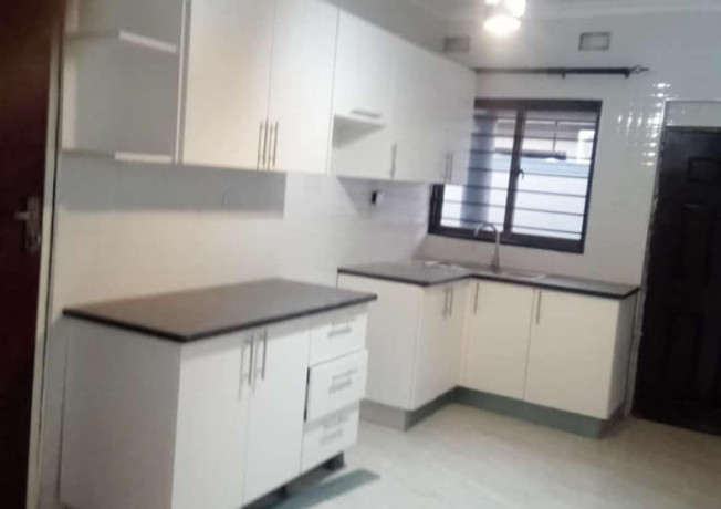 3-bedroom-flat-for-rent-in-chalala-big-1
