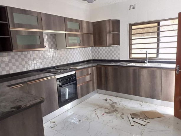 3-bedroom-flat-for-rent-in-chalala-big-1