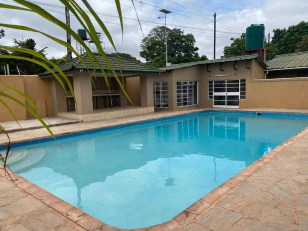 3-bedroom-flat-for-rent-in-kabulonga-big-2