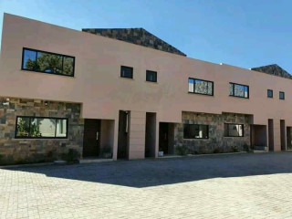 2-bedroom-fully-furnished-apartment-for-rent-in-longacres