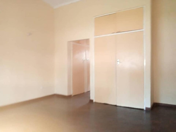 4-bedroom-house-for-rent-in-roma-big-4