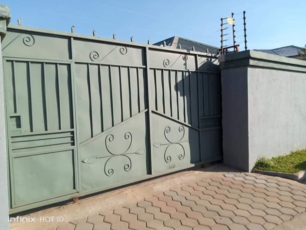 3-bedroom-flat-for-rent-in-chalala-big-0