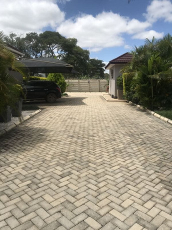 3-bedroom-house-for-rent-in-lilayi-eureka-park-big-7