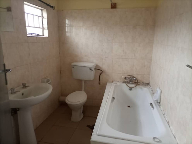 2-bedroom-flat-for-rent-in-roma-big-8