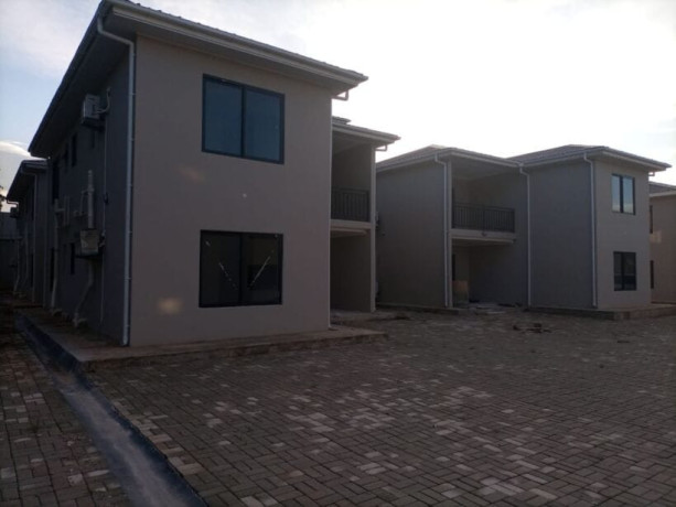 2-bedroom-apartments-for-rent-in-roma-big-5